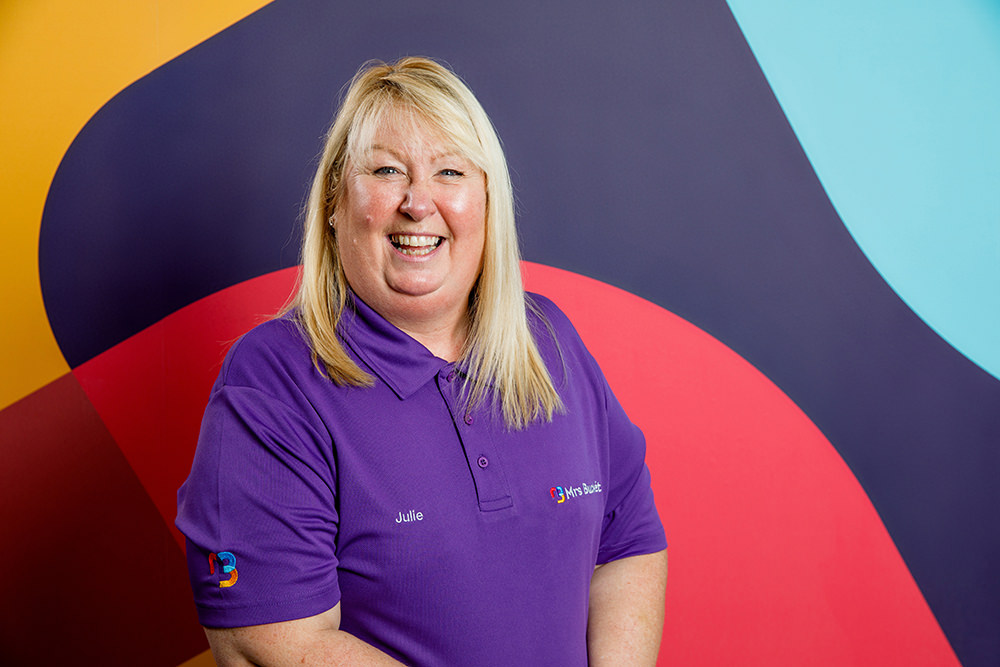 Sparkling People Cleaning – Julie Ann’s Story - 1 - Mrs Buckét Cleaning Services - Mrs Buckét Cleaning Services