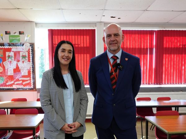 Pontarddulais School, raising the bar in education